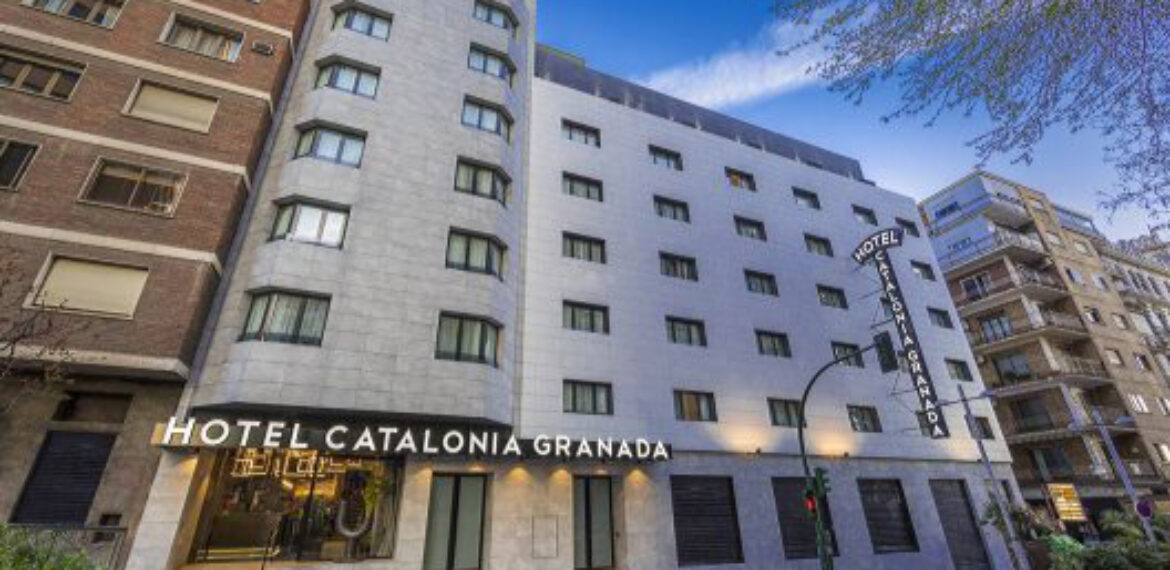 Hotel en AV. Madrid